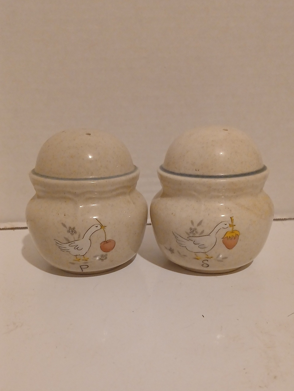 Vintage Marmalade Duck Cream Speckled Duck Salt and Pepper Shakers